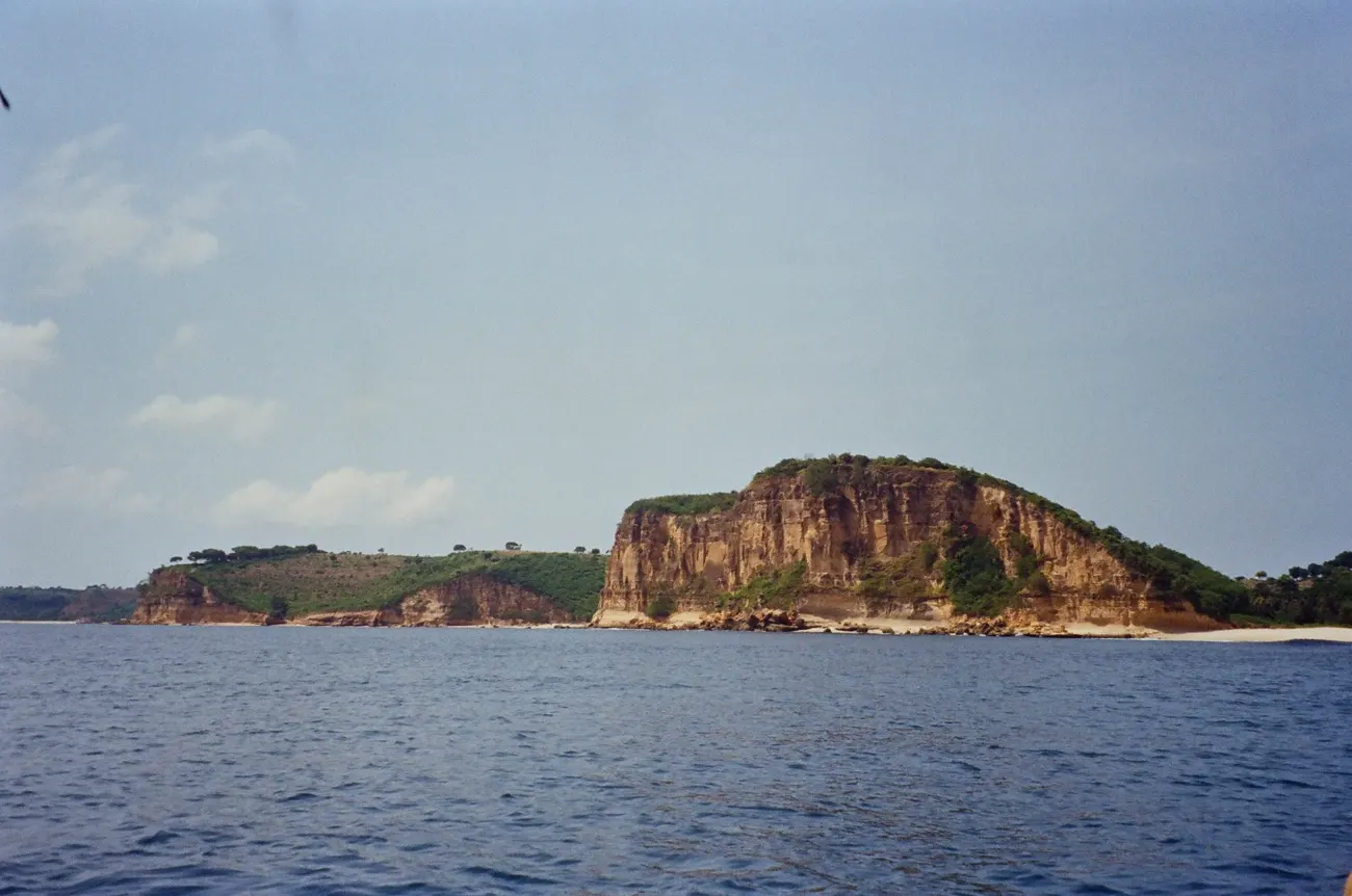 Ocean and coastal cliffs photographed on a Jiwa journey